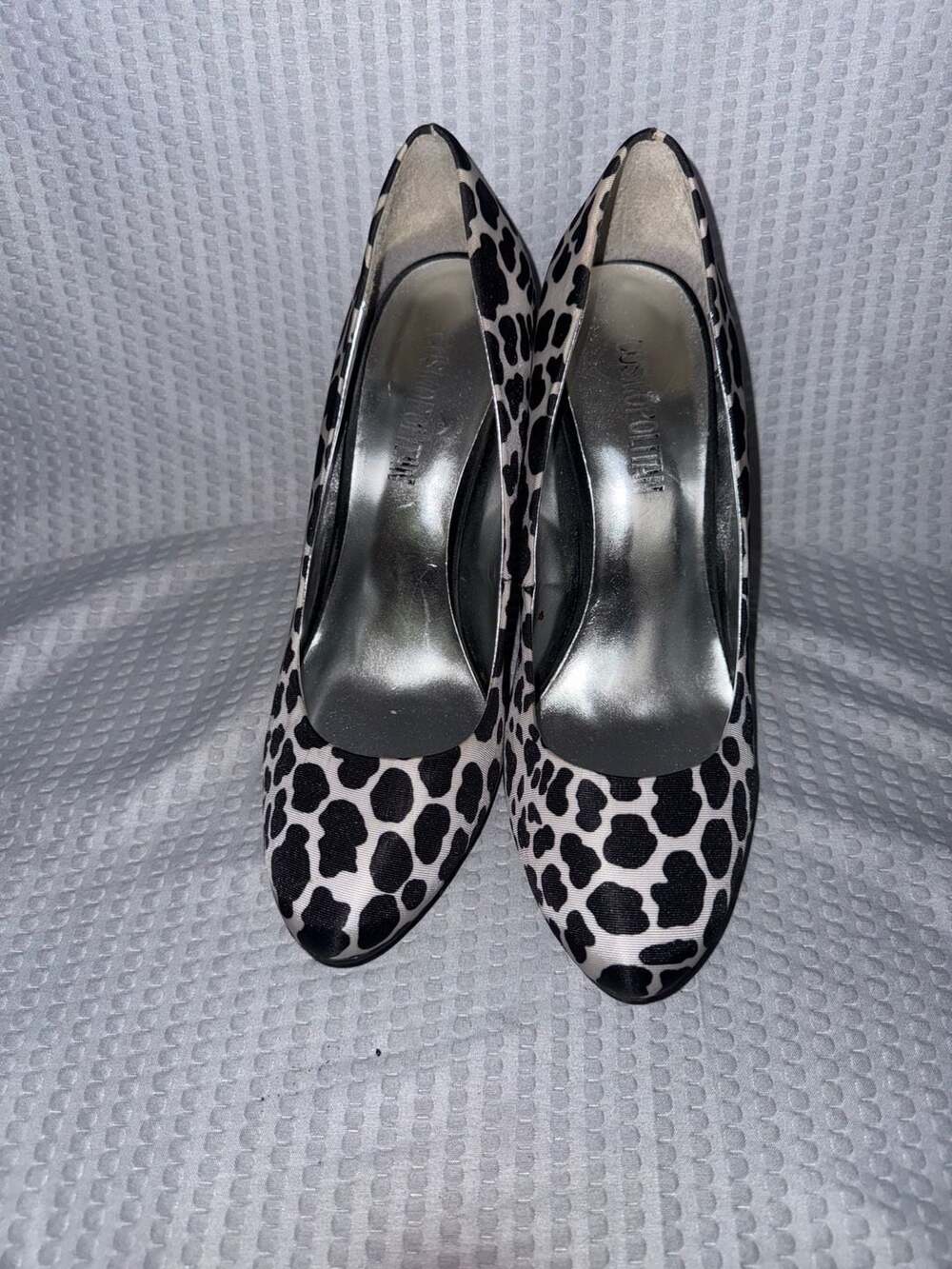 Cosmopolitan Black and White Animal Print Stiletto Pumps Size 9M